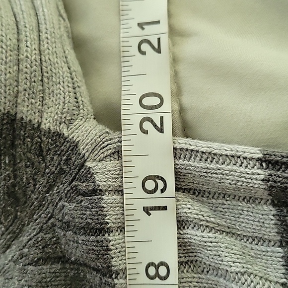 Crossroads Long Sleeve Top - Picture 9 of 10